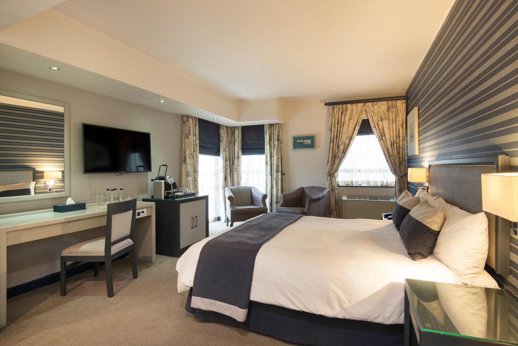 Deluxe Queen Room,1668049053:JPEG