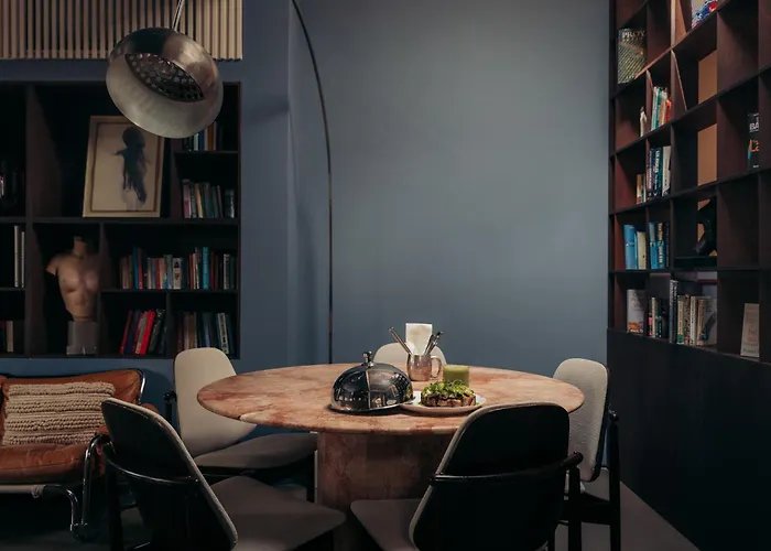 Resort: Gorgeous George By Design Hotels ™