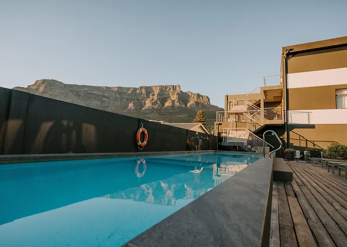  Kloof Street - Lion Roars s & Lodges